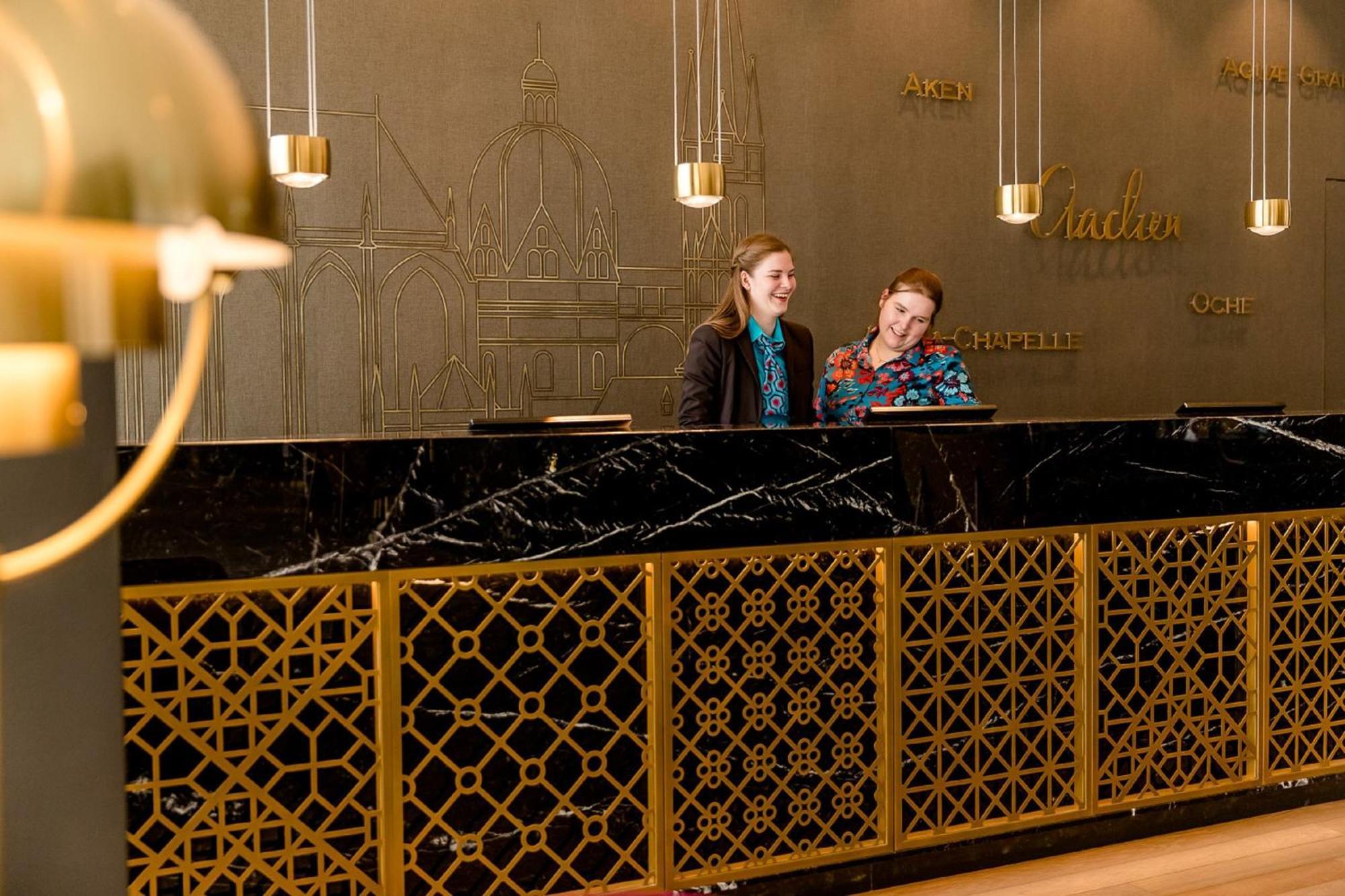 Motel One Akwizgran Zewnętrze zdjęcie